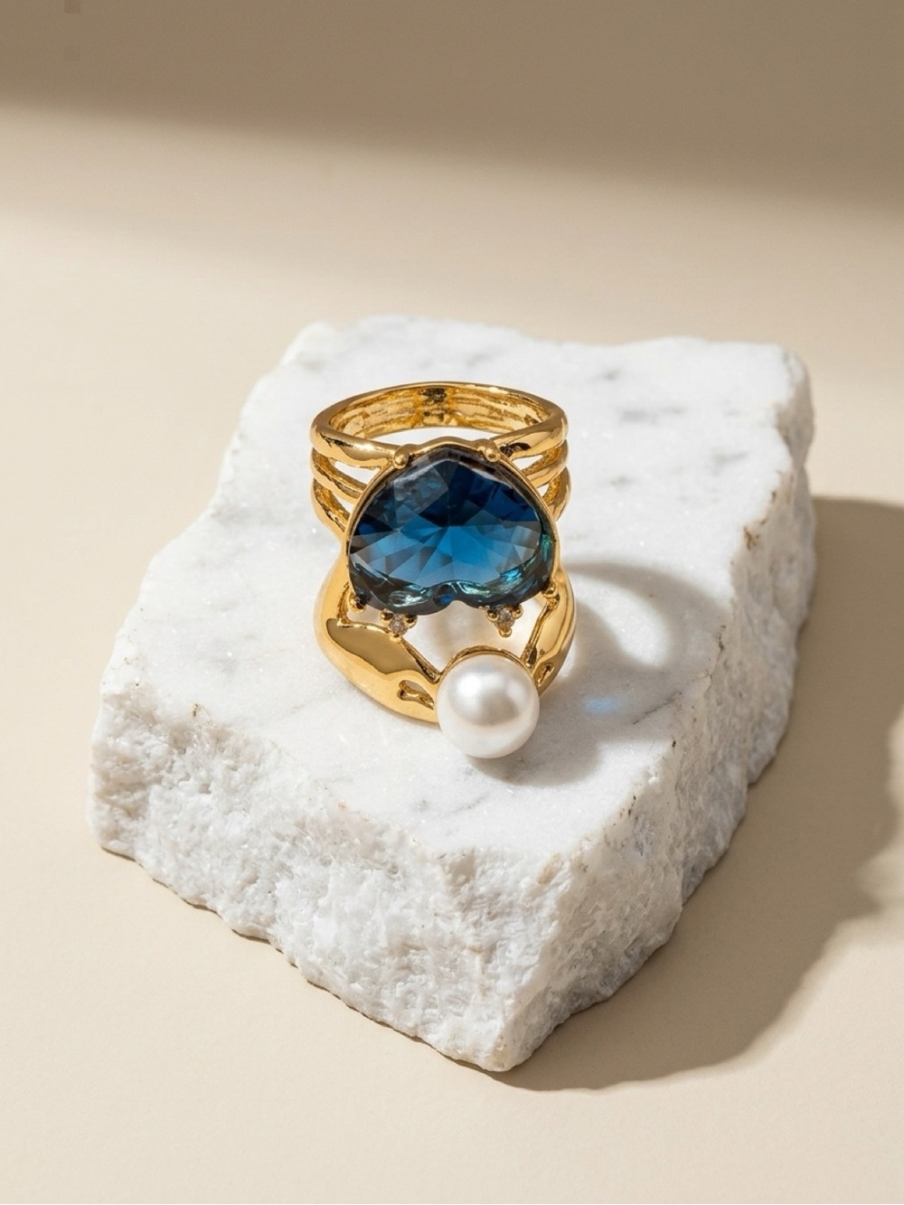 kate spade Gold Ring with Blue Heart Crystal and Pearl Accent